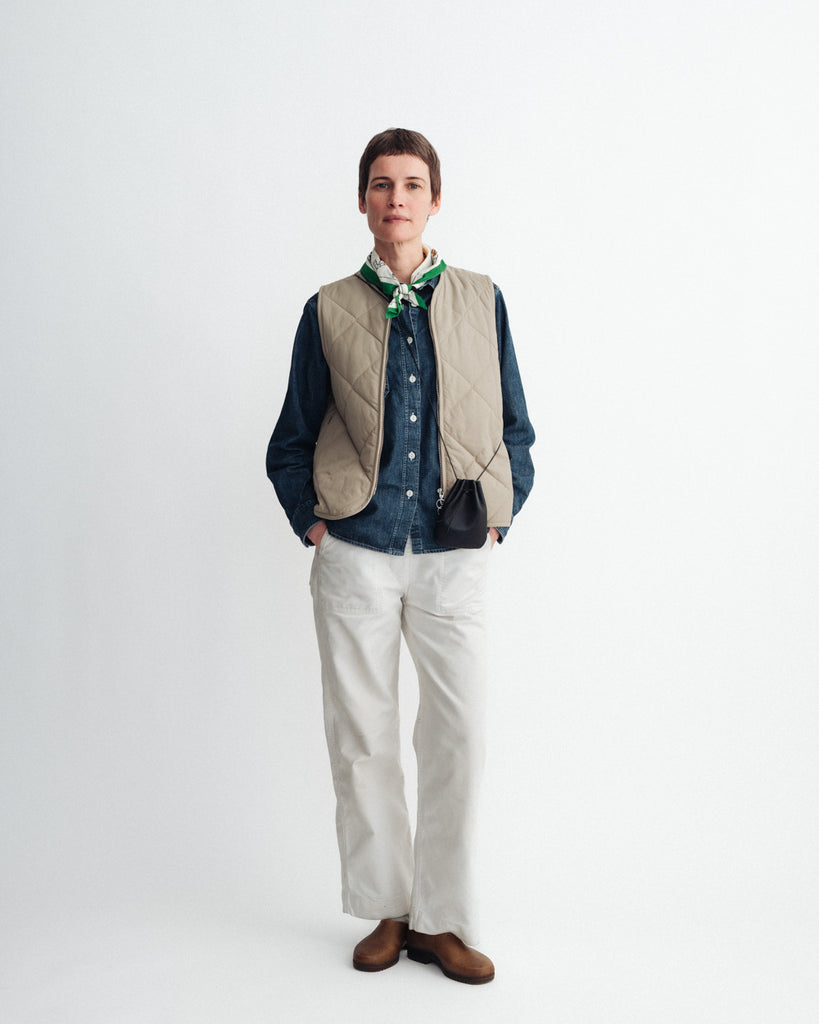 main WOMEN'S CLASSIC BEIGE QUILTED VEST