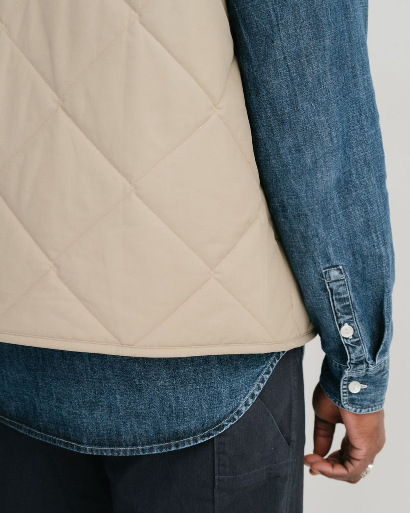 main MEN'S CLASSIC BEIGE QUILTED VEST