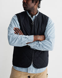 main MEN'S DARK NAVY QUILTED VEST