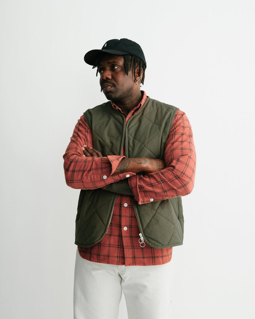 main MEN'S SPRUCE GREEN QUILTED VEST