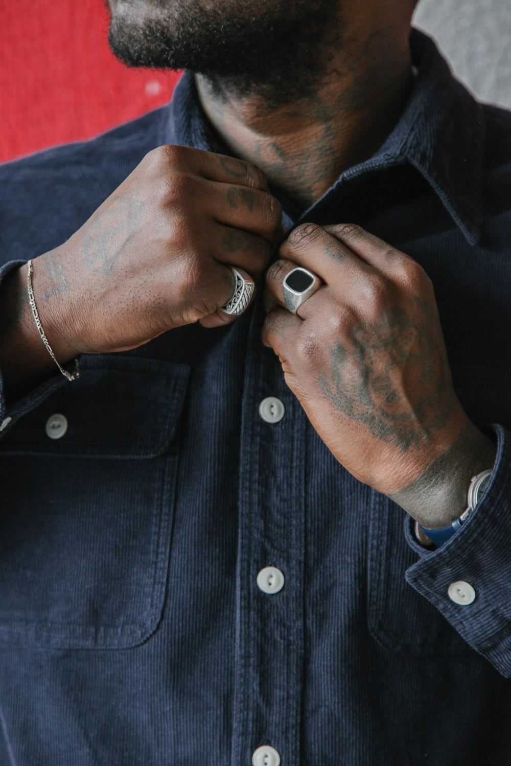 Gallery images of the Men’s French Corduroy Workshirt - French Navy