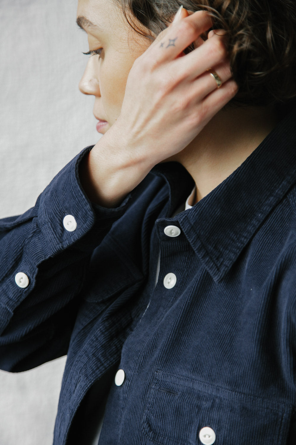 Gallery images of the Women’s French Corduroy Workshirt - French Navy
