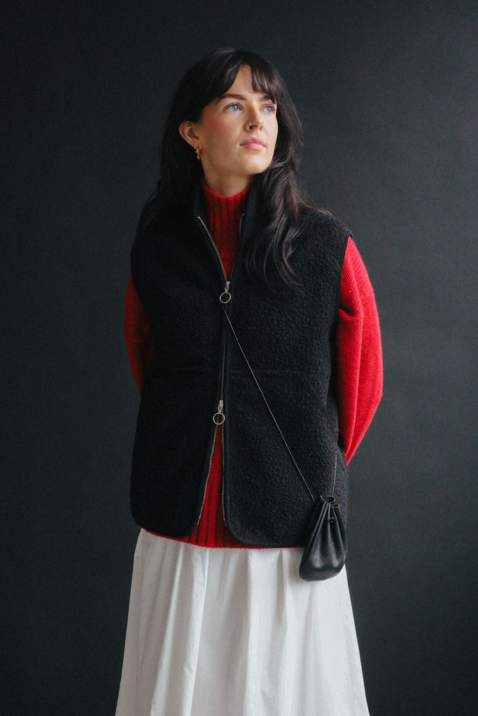 main THE CASENTINO BLANKET VEST - BLACK