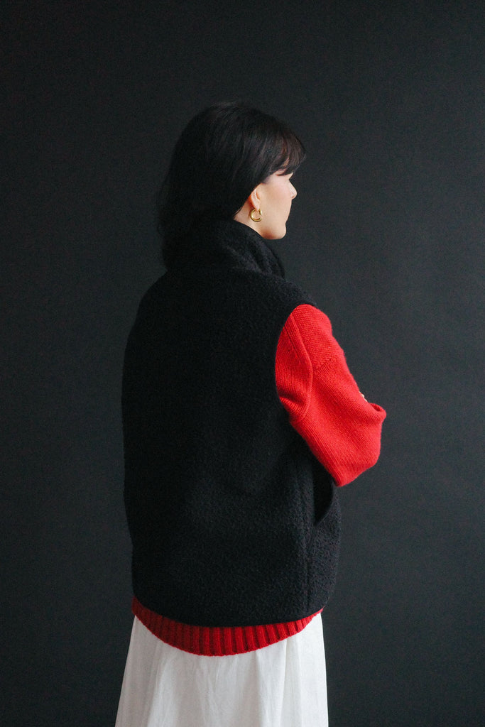 main THE CASENTINO BLANKET VEST - BLACK